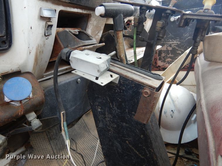 image for item DF2572 1982 Chevrolet C70 tank truck