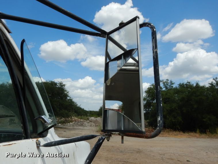 image for item DF2572 1982 Chevrolet C70 tank truck