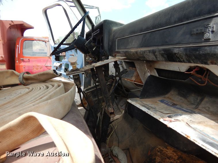 image for item DF2572 1982 Chevrolet C70 tank truck