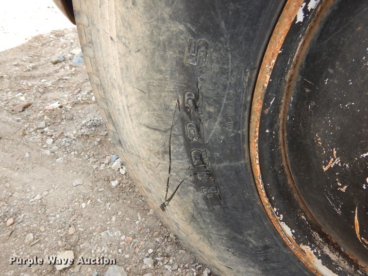 image for item DF2572 1982 Chevrolet C70 tank truck