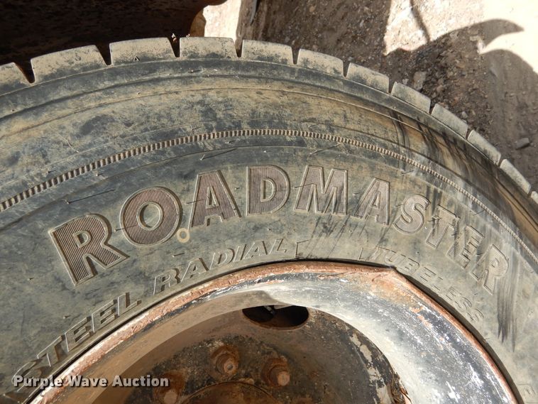 image for item DF2572 1982 Chevrolet C70 tank truck