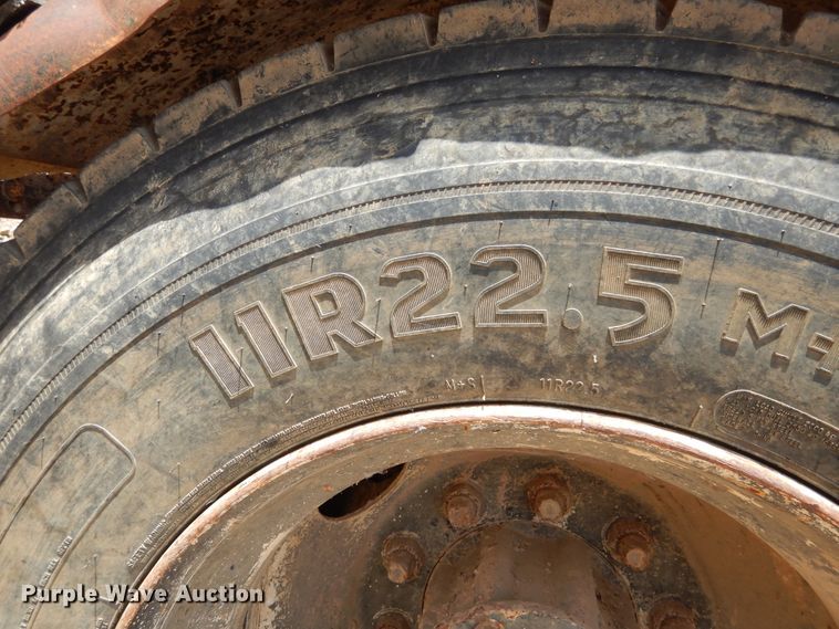 image for item DF2572 1982 Chevrolet C70 tank truck