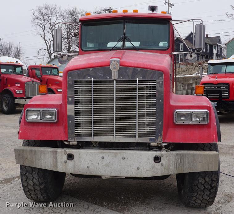 image for item DF7644 1995 Kenworth W900B ready mix truck