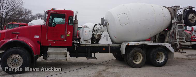 image for item DF7644 1995 Kenworth W900B ready mix truck