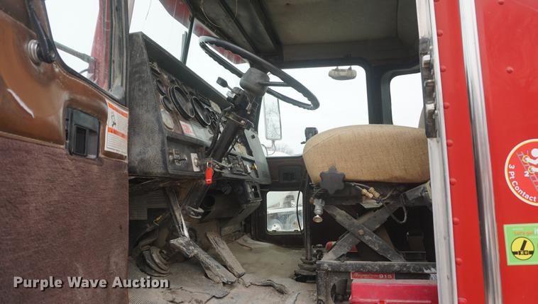 image for item DF7644 1995 Kenworth W900B ready mix truck