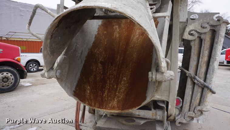 image for item DF7644 1995 Kenworth W900B ready mix truck