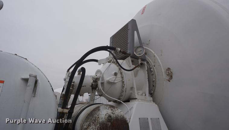 image for item DF7644 1995 Kenworth W900B ready mix truck