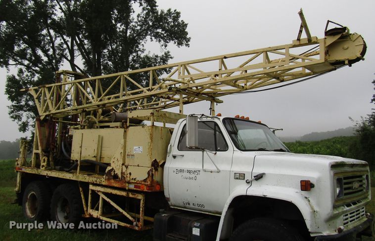 image for item DG1382 Drilling rig