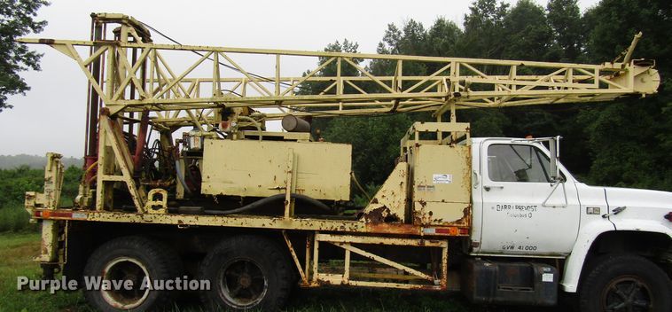 image for item DG1382 Drilling rig