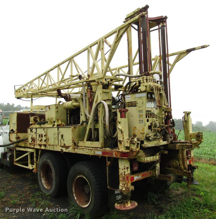 image for item DG1382 Drilling rig