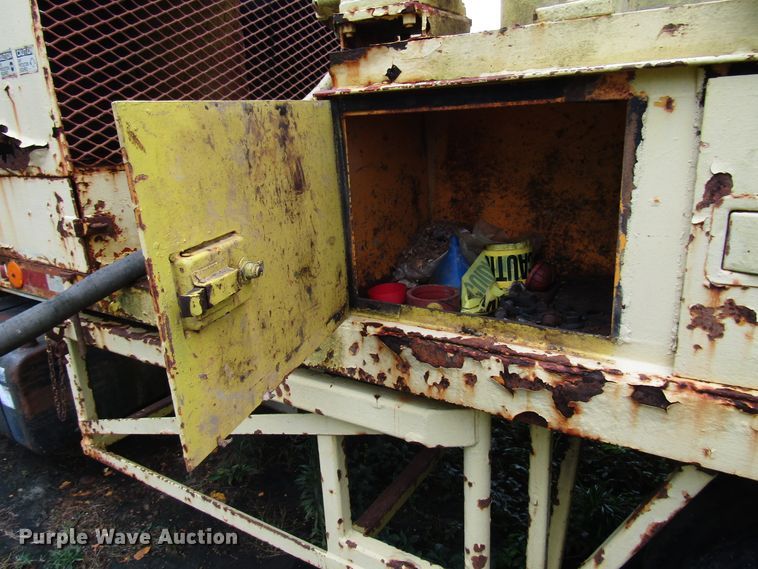 image for item DG1382 Drilling rig