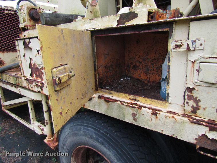 image for item DG1382 Drilling rig