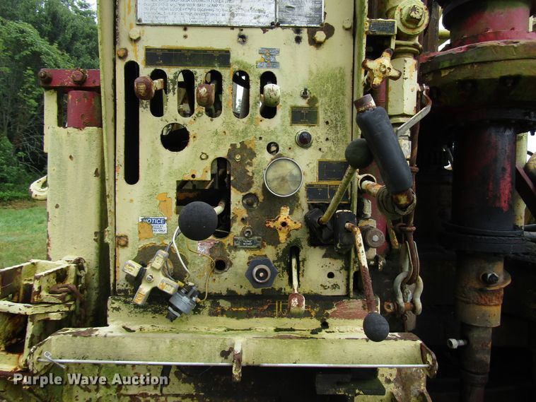 image for item DG1382 Drilling rig