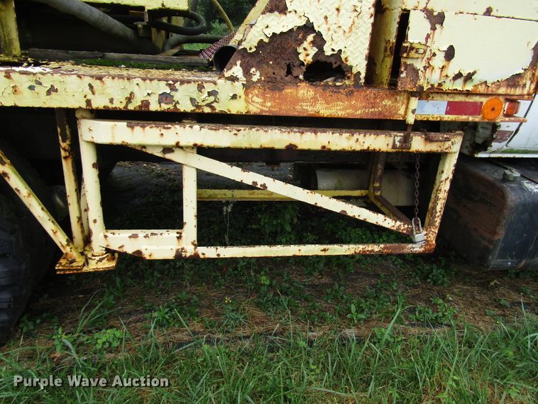 image for item DG1382 Drilling rig