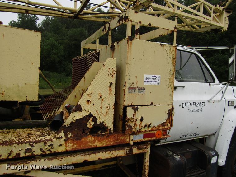 image for item DG1382 Drilling rig