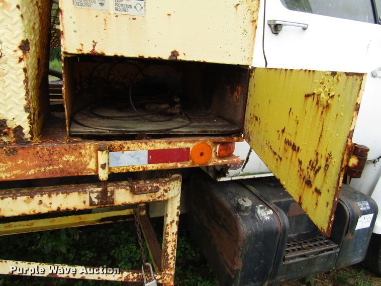 image for item DG1382 Drilling rig