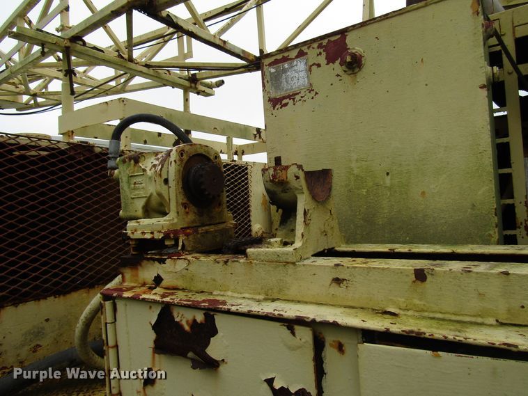 image for item DG1382 Drilling rig