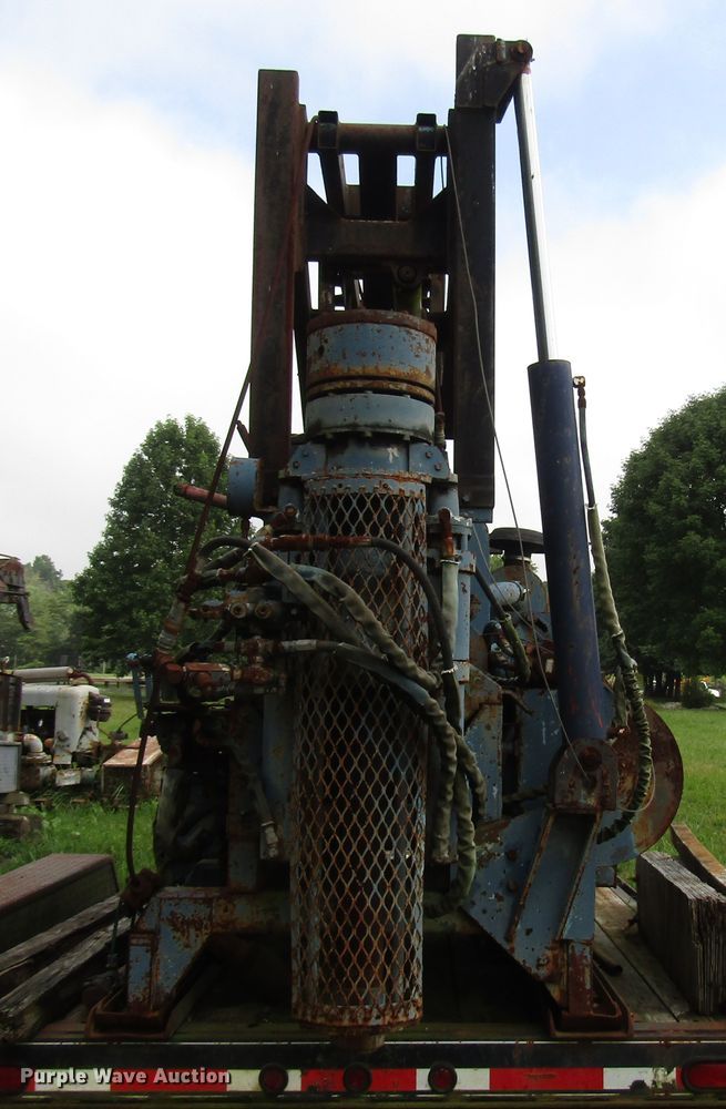 image for item DG1385 Boyles Bro DD22 deep hole core drilling rig
