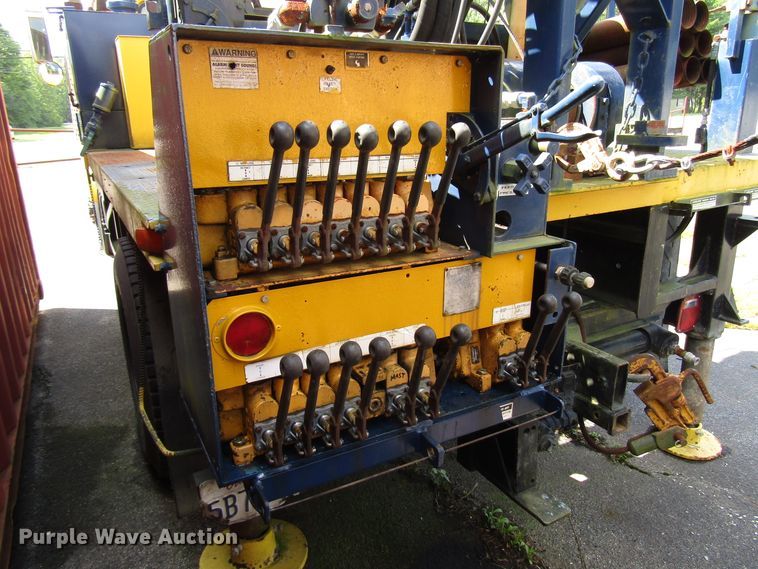 image for item DG1388 Drilling rig