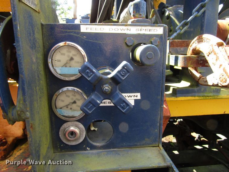 image for item DG1388 Drilling rig