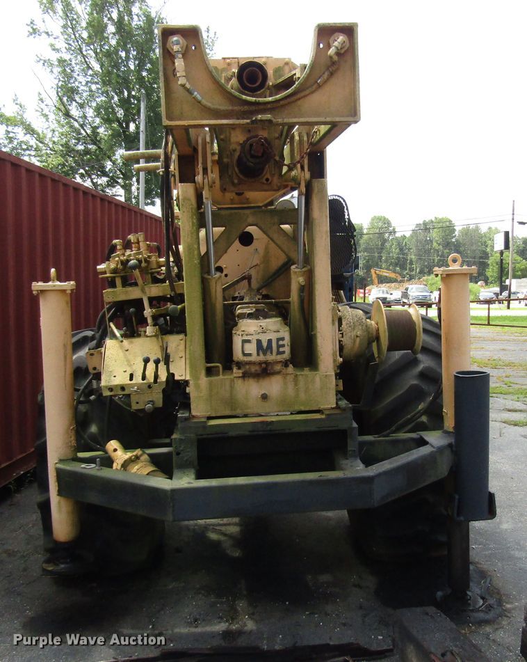 image for item DG1389 Gemco 300 drilling rig