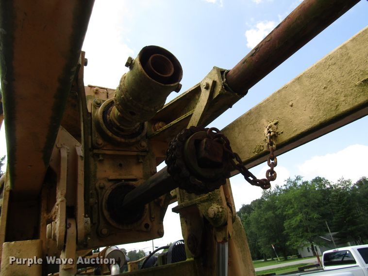 image for item DG1389 Gemco 300 drilling rig