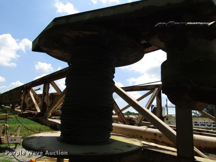 image for item DG1390 1988 Ford FT900 drilling rig truck