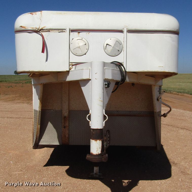 image for item DG1398 1994 Dewitt enclosed cargo trailer