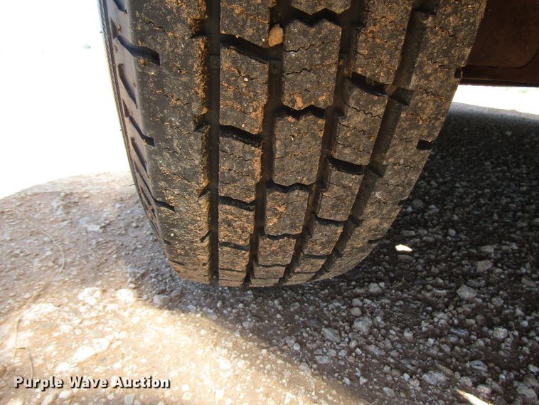 image for item DG1398 1994 Dewitt enclosed cargo trailer