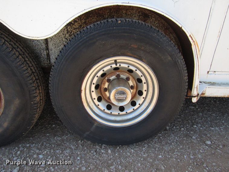 image for item DG1398 1994 Dewitt enclosed cargo trailer