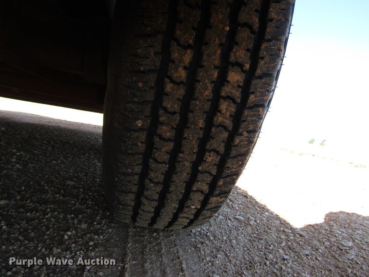 image for item DG1398 1994 Dewitt enclosed cargo trailer