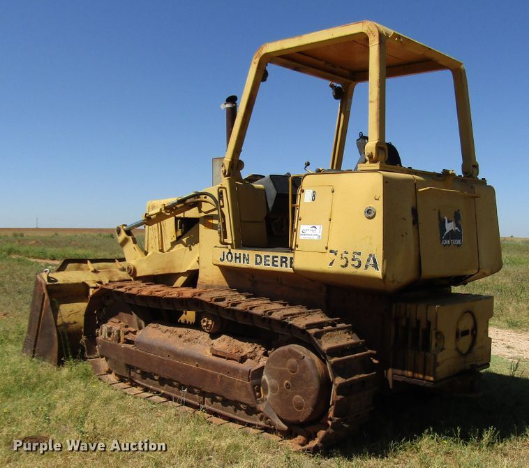 image for item DG1399 1984 John Deere 755A track loader