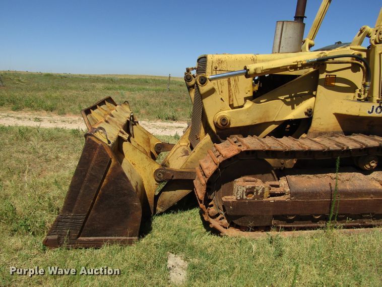 image for item DG1399 1984 John Deere 755A track loader