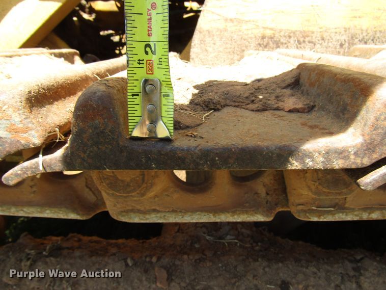 image for item DG1399 1984 John Deere 755A track loader