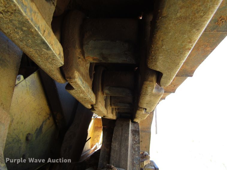 image for item DG1399 1984 John Deere 755A track loader