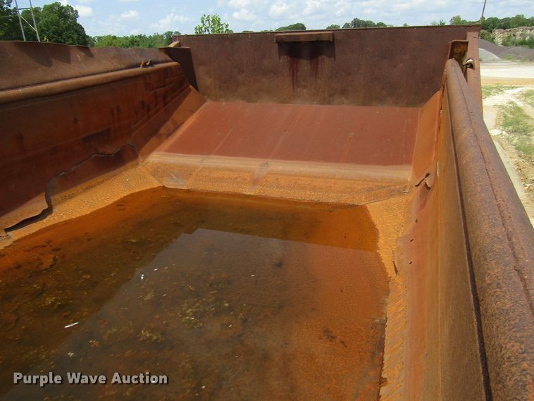 image for item DG1412 1985 Euclid 302TD haul truck