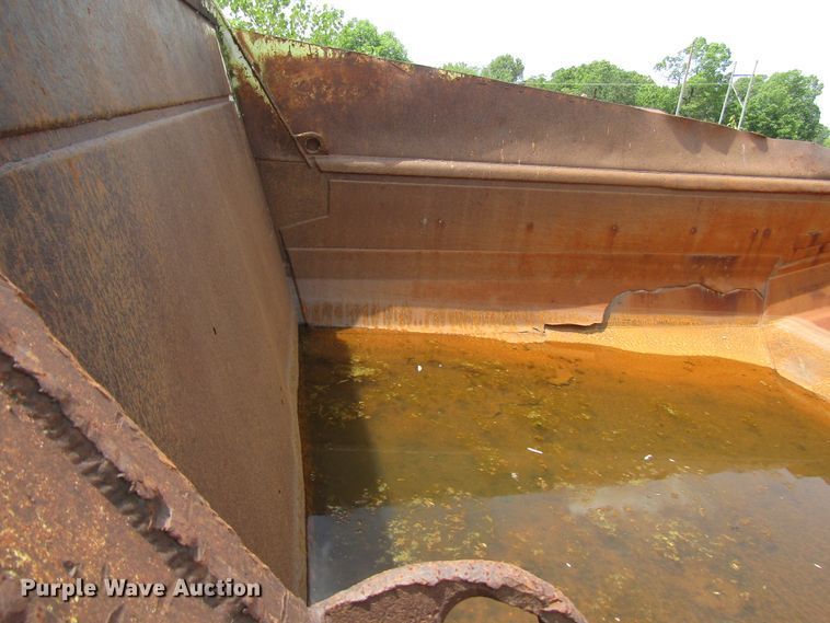 image for item DG1412 1985 Euclid 302TD haul truck