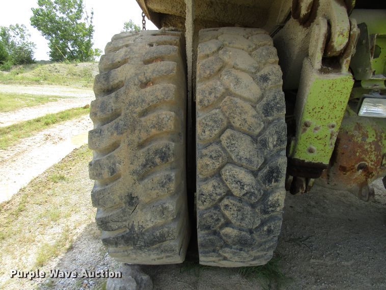 image for item DG1412 1985 Euclid 302TD haul truck