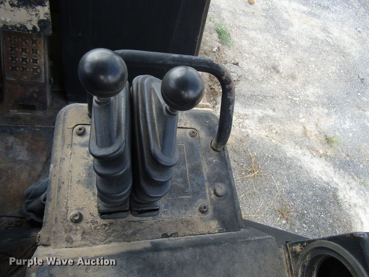 image for item DG1413 1999 Caterpillar 953C track loader