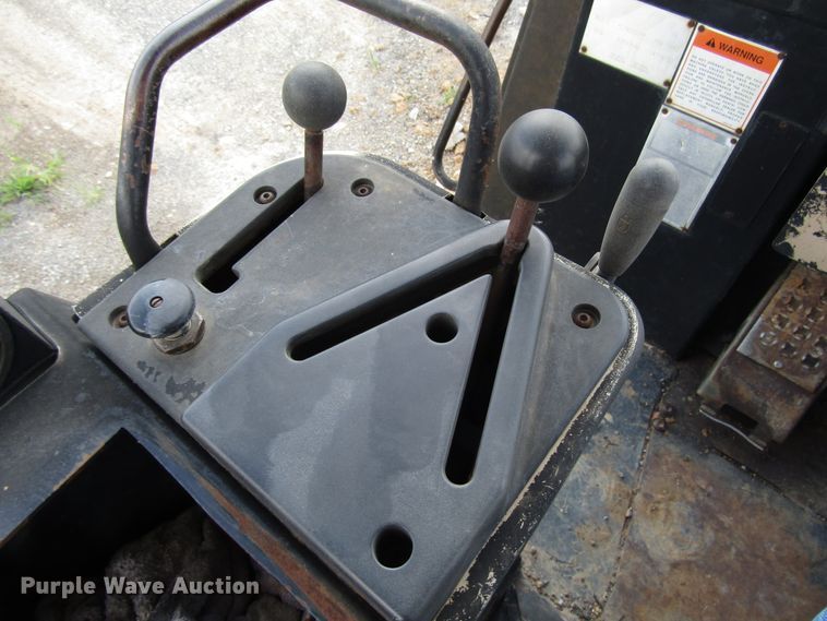 image for item DG1413 1999 Caterpillar 953C track loader