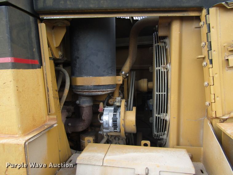 image for item DG1413 1999 Caterpillar 953C track loader