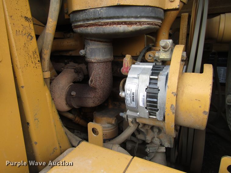 image for item DG1413 1999 Caterpillar 953C track loader