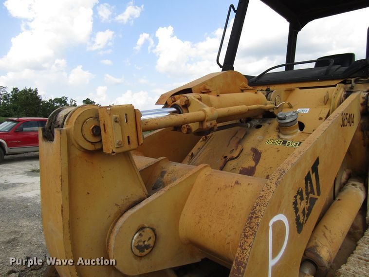 image for item DG1413 1999 Caterpillar 953C track loader