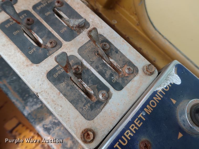 image for item DG4016 1989 Fiat-Allis S161A2T water wagon