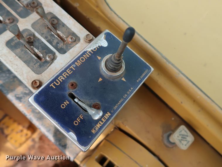 image for item DG4016 1989 Fiat-Allis S161A2T water wagon