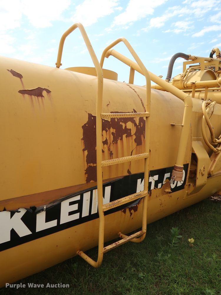 image for item DG4016 1989 Fiat-Allis S161A2T water wagon