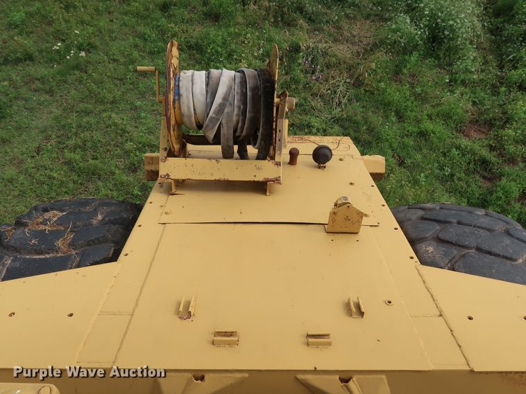 image for item DG4016 1989 Fiat-Allis S161A2T water wagon