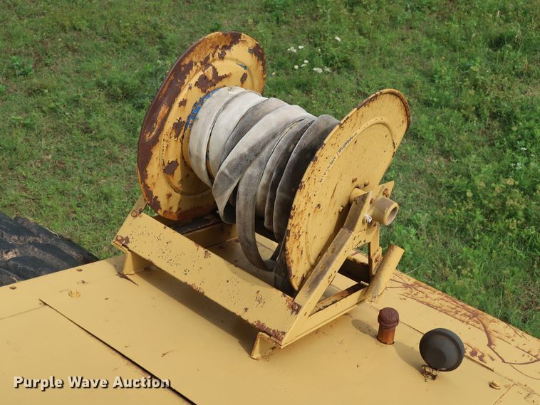 image for item DG4016 1989 Fiat-Allis S161A2T water wagon