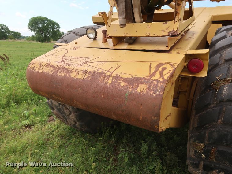 image for item DG4016 1989 Fiat-Allis S161A2T water wagon