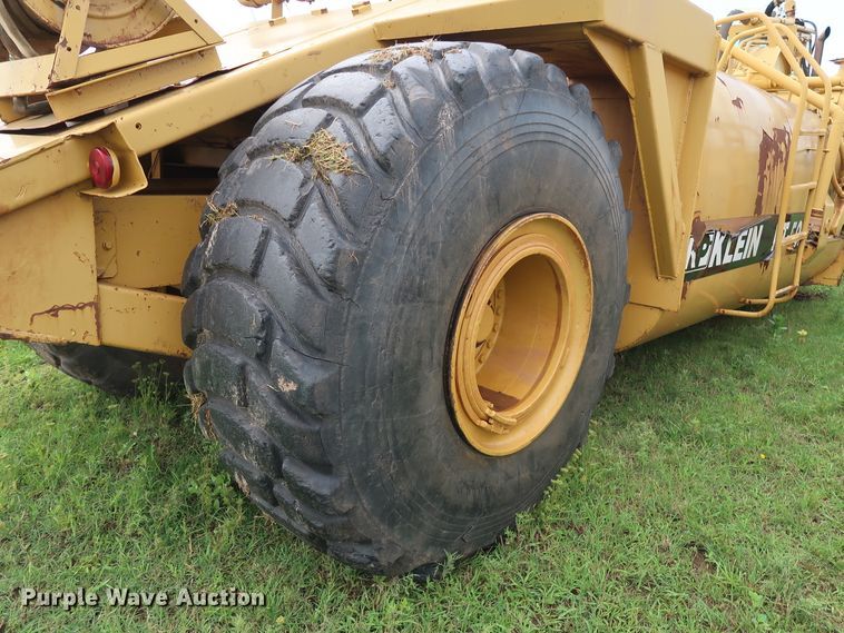 image for item DG4016 1989 Fiat-Allis S161A2T water wagon